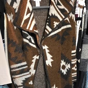 Max Studio Women's Tan Sweater